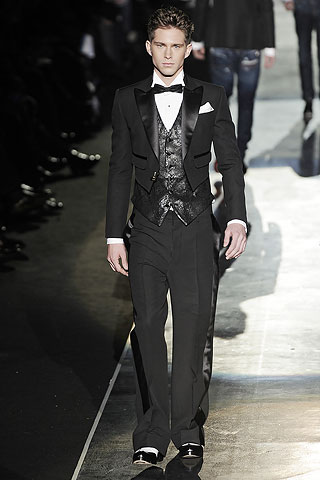 Dsquared2 / - 2009-2010