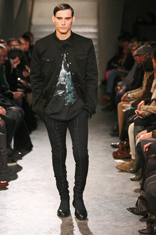 Givenchy / - 2009-2010