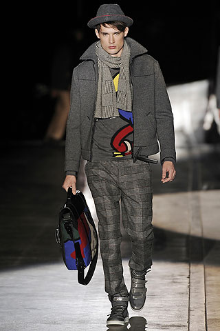 Iceberg / - 2009-2010