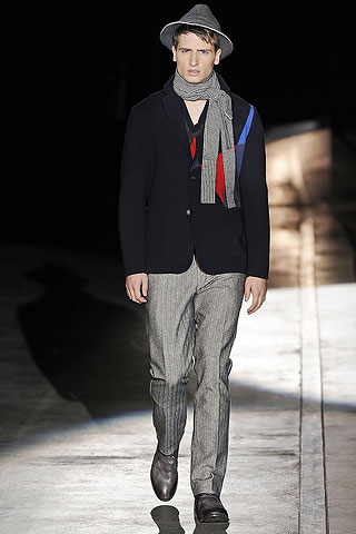 Iceberg / - 2009-2010