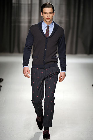 Moschino / - 2009-2010