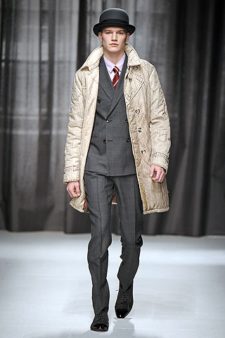 Moschino / - 2009-2010