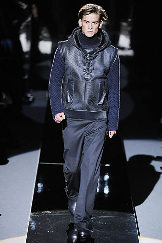 Versace / - 2009-2010