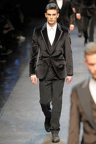 Dolce & Gabbana / - 2010-2011