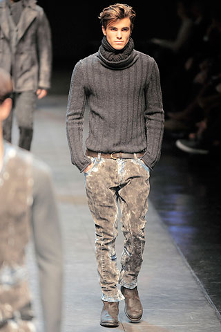 Dolce & Gabbana / - 2010-2011