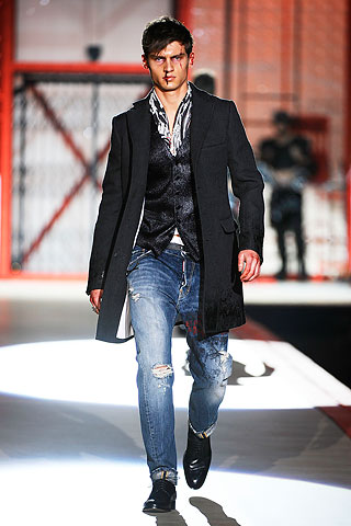 Dsquared2 / - 2010-2011