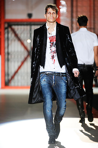 Dsquared2 / - 2010-2011