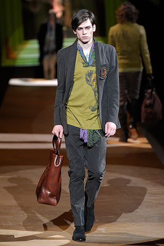 Etro / - 2010-2011