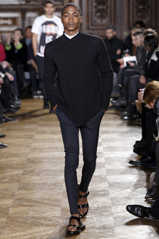 Givenchy / - 2010-2011