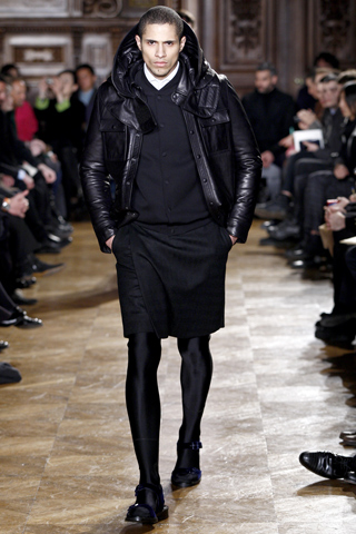 Givenchy / - 2010-2011