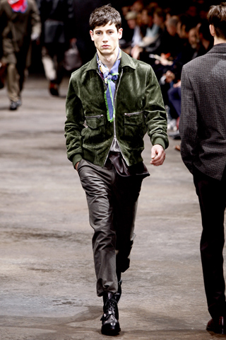 Hermes / - 2010-2011