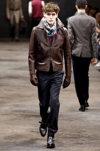 Hermes / - 2010-2011