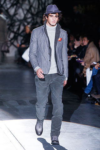 Iceberg / - 2010-2011