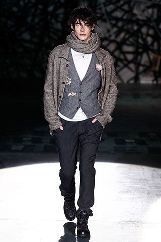 Iceberg / - 2010-2011