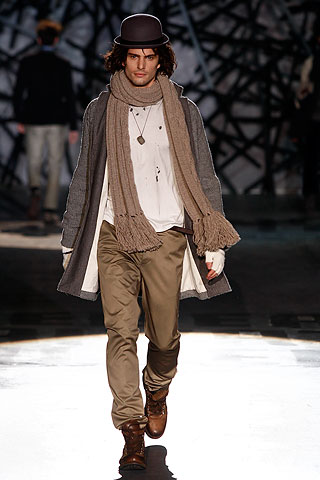 Iceberg / - 2010-2011