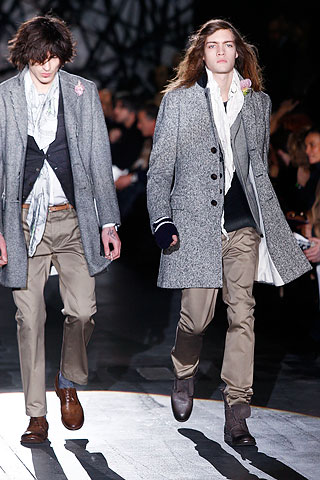 Iceberg / - 2010-2011