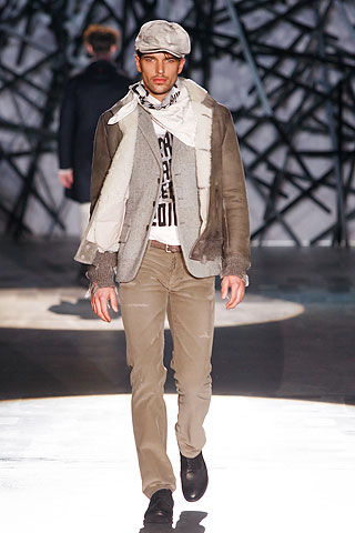 Iceberg / - 2010-2011