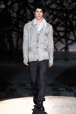 Iceberg / - 2010-2011