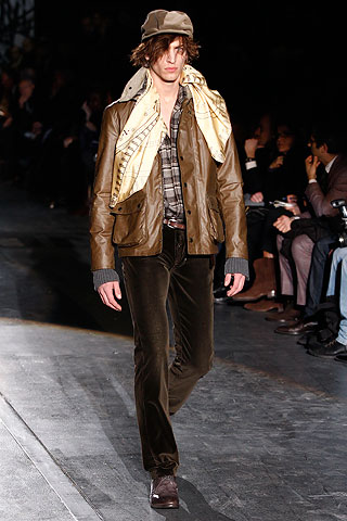 Iceberg / - 2010-2011