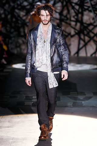 Iceberg / - 2010-2011