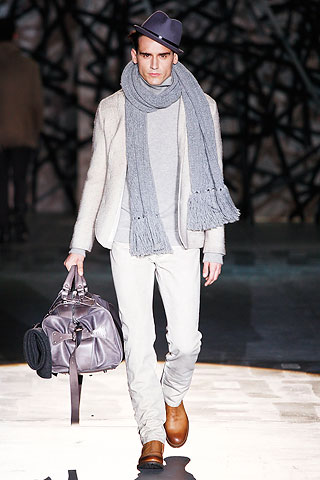 Iceberg / - 2010-2011