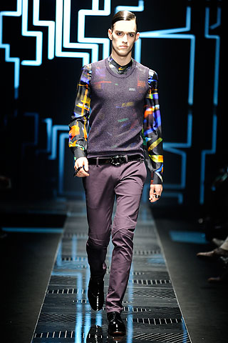 Versace / - 2010-2011