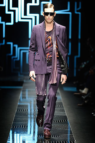 Versace / - 2010-2011