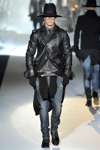 Dsquared2 / - 2011-2012