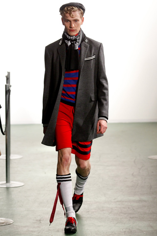 Moschino / - 2011-2012