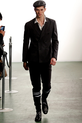 Moschino / - 2011-2012