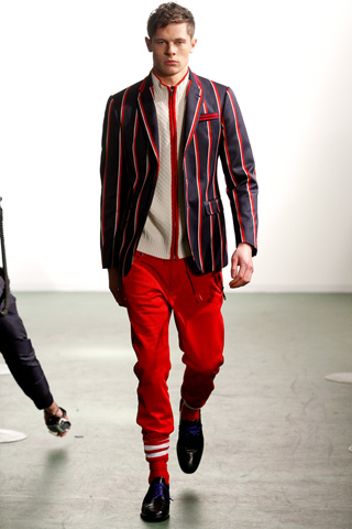 Moschino / - 2011-2012