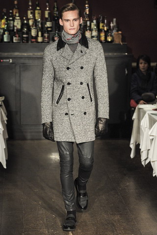 Moschino / - 2013-2014