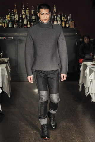 Moschino / - 2013-2014