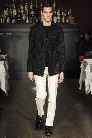 Moschino / - 2013-2014