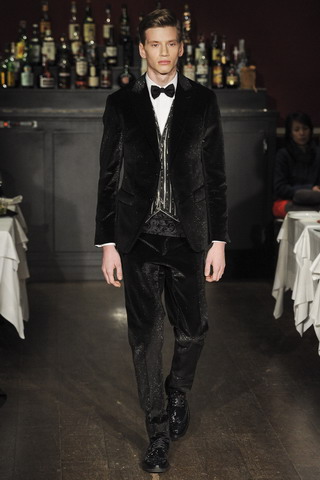 Moschino / - 2013-2014