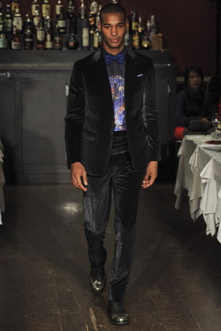 Moschino / - 2013-2014