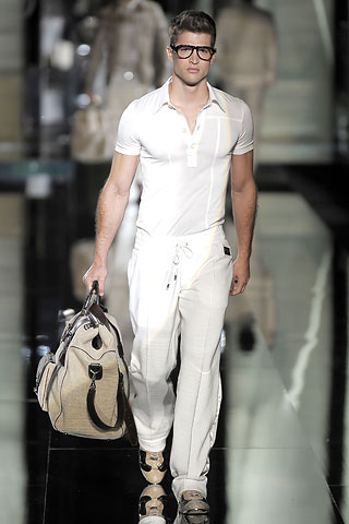 Dolce & Gabbana / - 2009