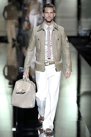 Dolce & Gabbana / - 2009