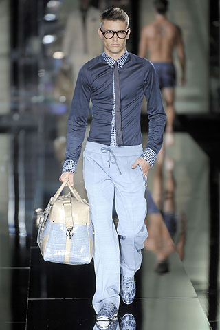 Dolce & Gabbana / - 2009