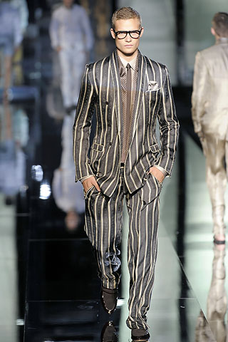 Dolce & Gabbana / - 2009