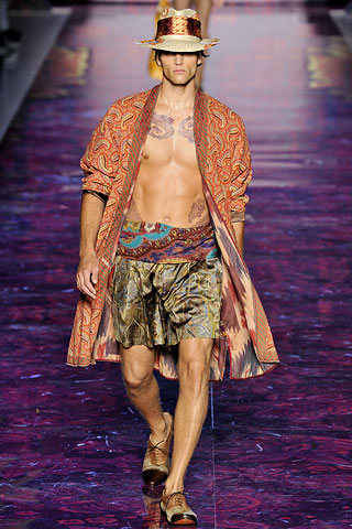 Etro / - 2009