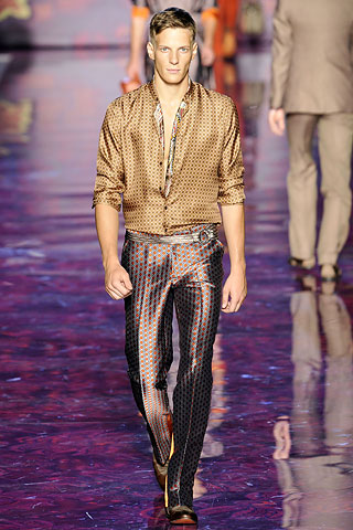 Etro / - 2009