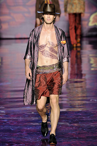 Etro / - 2009