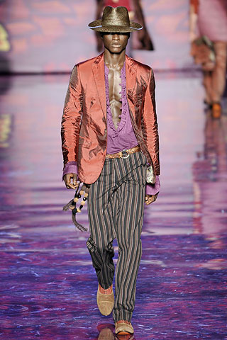 Etro / - 2009