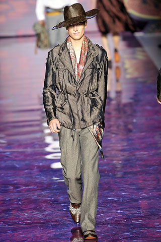Etro / - 2009