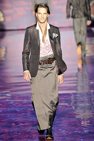 Etro / - 2009