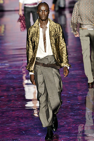 Etro / - 2009