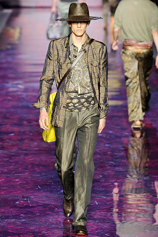 Etro / - 2009
