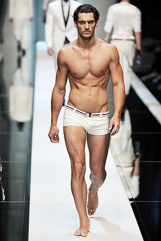 Dolce & Gabbana / - 2010