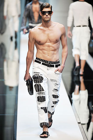 Dolce & Gabbana / - 2010